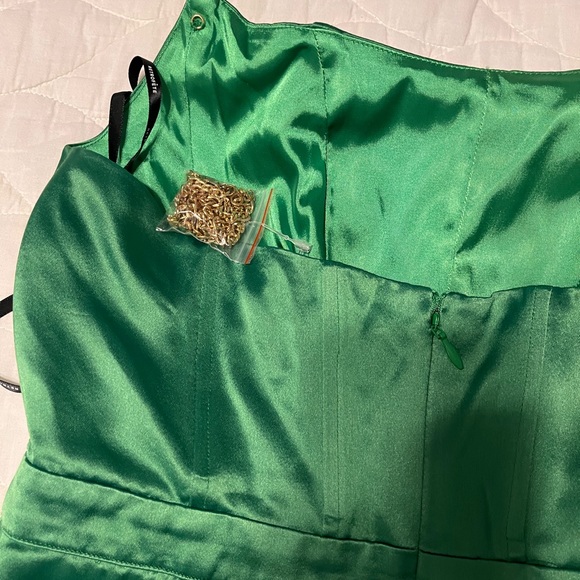 Size M Retrofete Green Silk Corset dress & gold chain straps (nwot)REVOLVE Brand - Picture 4 of 8